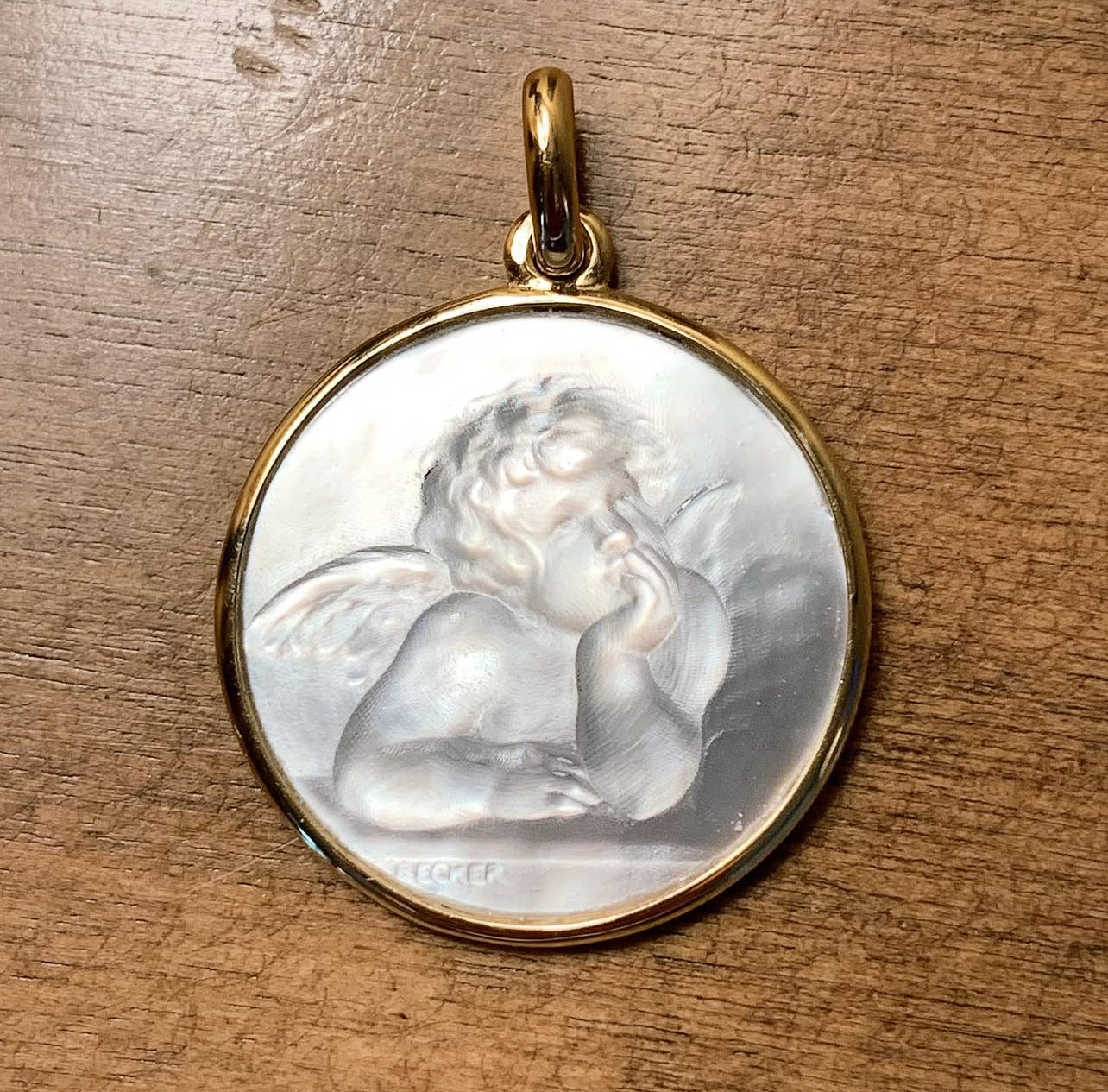 Ange Raphael Medallion