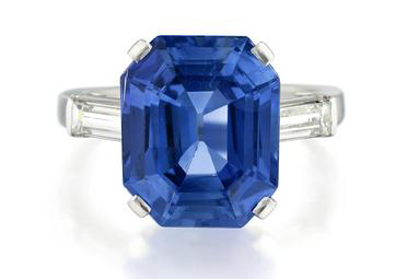 AUTHENTIC Van Cleef and Arpels Ceylon Sapphire Vintage Ring